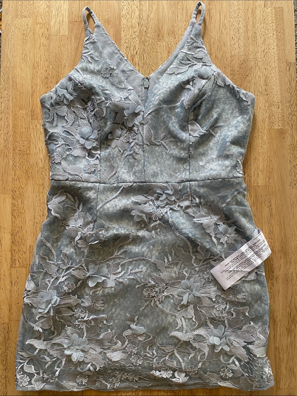 Dress the Population Tatum V-Neck Silver Cocktail Dress